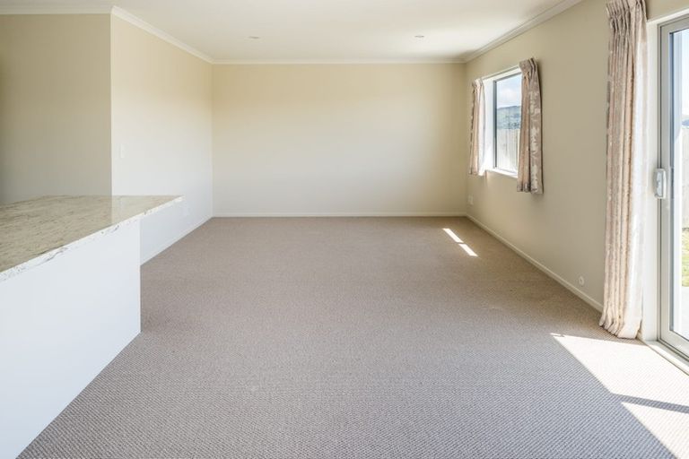 Photo of property in 223 Mark Avenue, Grenada Village, Wellington, 6037