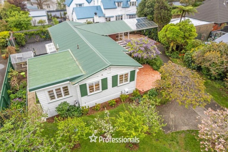 Photo of property in 8 Willoughby Street, Woburn, Lower Hutt, 5010