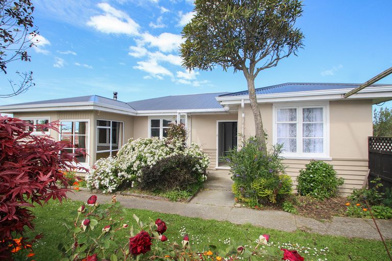 Photo of property in 25 Perth Street, South Hill, Oamaru, 9400
