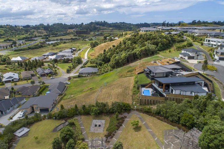 Photo of property in 23 Caldera Crescent, Pyes Pa, Tauranga, 3112