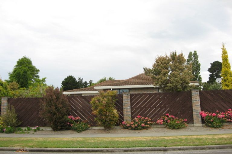 Photo of property in 60 Waratah Street, Avondale, Christchurch, 8061
