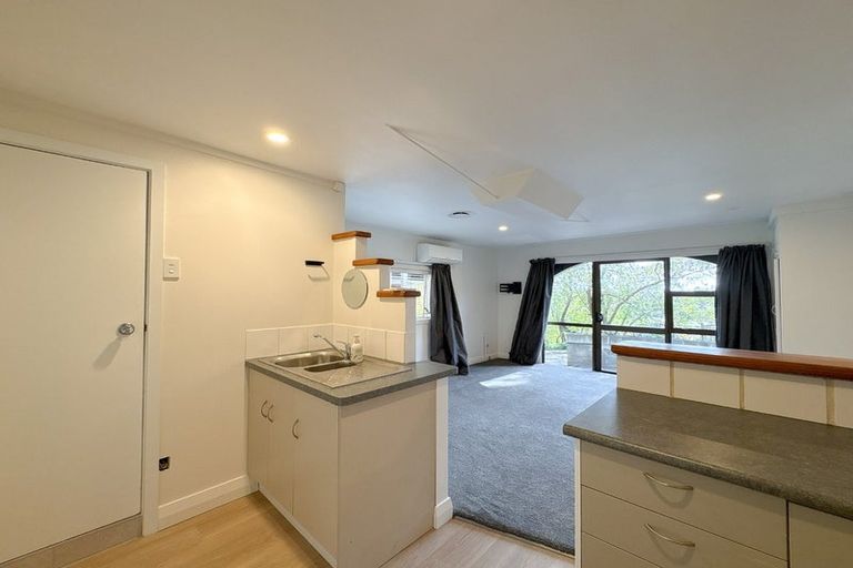 Photo of property in 10 Sherwood Lane, Cashmere, Christchurch, 8022