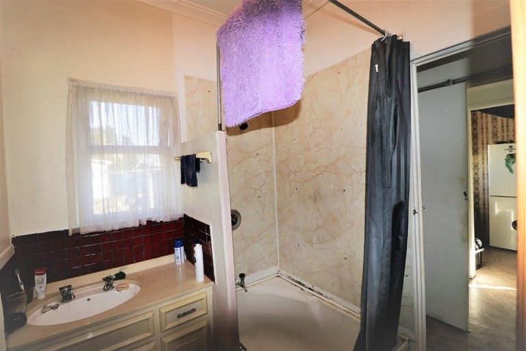 Photo of property in 90 Portal Street, Durie Hill, Whanganui, 4500