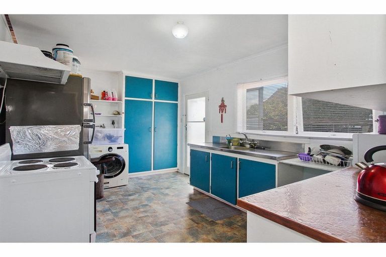 Photo of property in 5/17 Swanson Road, Henderson, Auckland, 0610