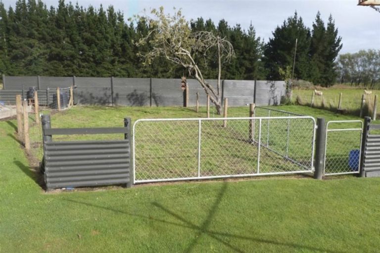 Photo of property in 360 Island Edendale Road, Menzies Ferry, Wyndham, 9891