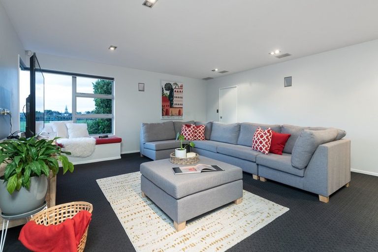 Photo of property in 115 Oriental Parade, Papamoa Beach, Papamoa, 3118