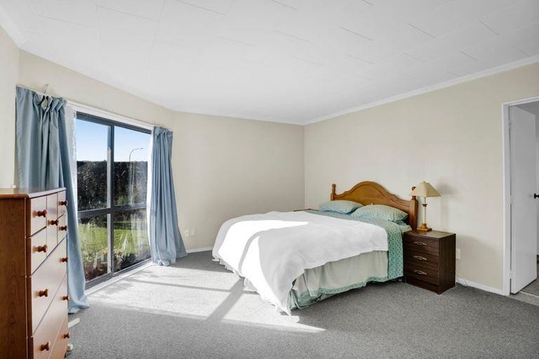 Photo of property in 15b Jade Place, Bell Block, New Plymouth, 4312