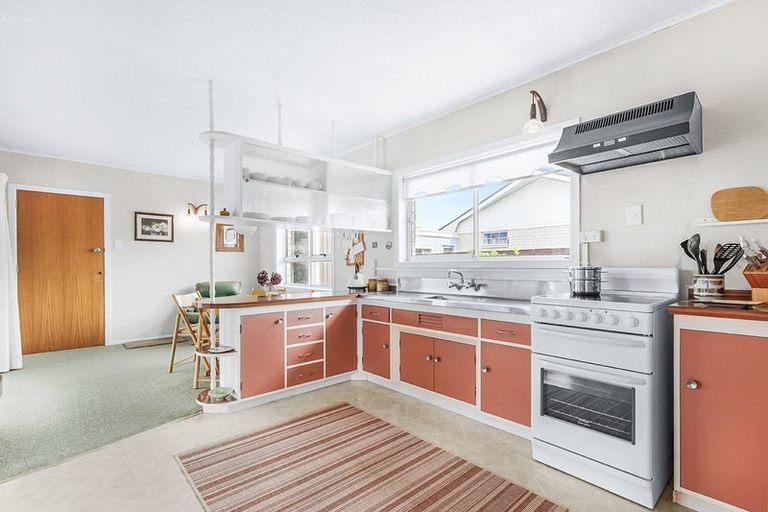 Photo of property in 1126b Heaphy Terrace, Fairfield, Hamilton, 3214