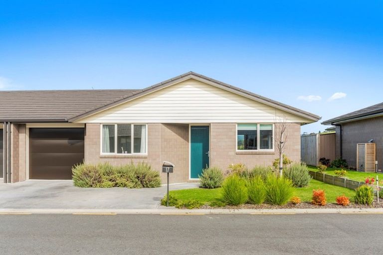 Photo of property in Waterview Estate, 86/4 Greystone Place, Omokoroa, 3114