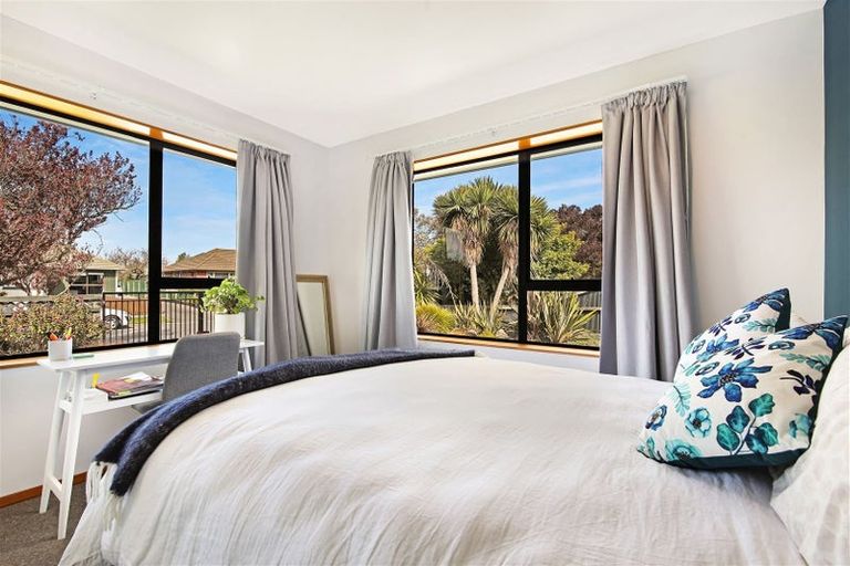 Photo of property in 32 Taurima Street, Hei Hei, Christchurch, 8042