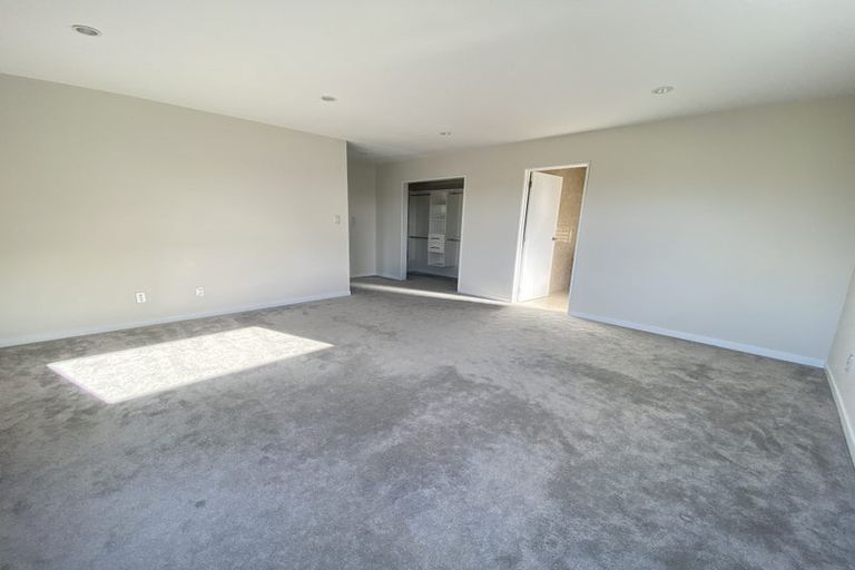 Photo of property in 43 Remuremu Street, Long Bay, Auckland, 0630