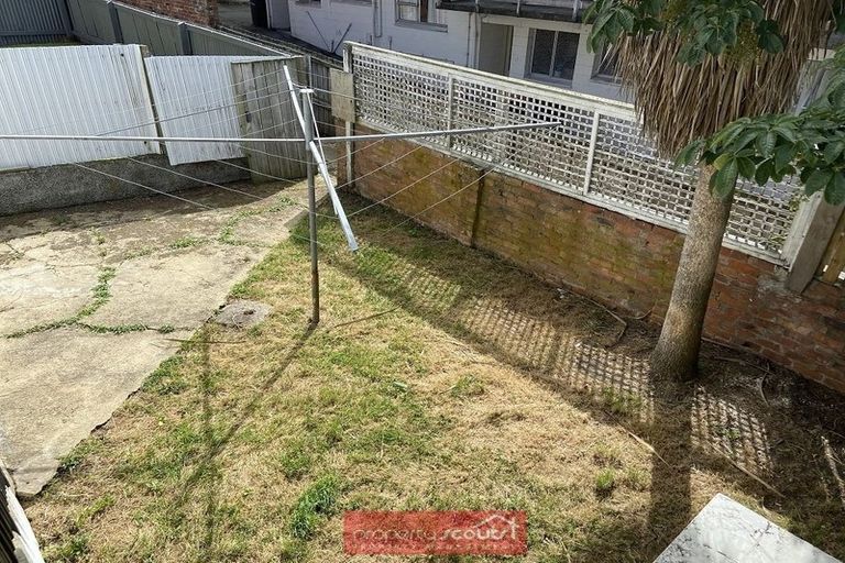 Photo of property in 112 Maitland Street, Dunedin Central, Dunedin, 9016