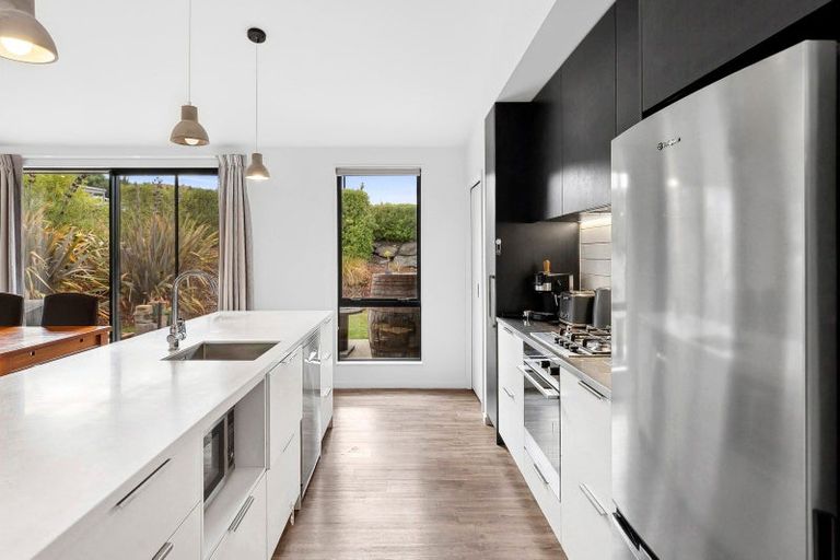 Photo of property in 51 Kirimoko Crescent, Wanaka, 9305