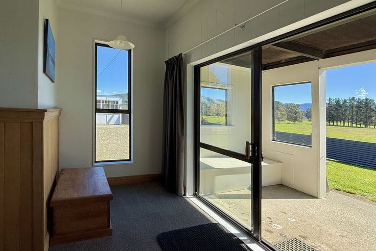 Photo of property in 46 Studholme Settlement Road, Waimate, 7979