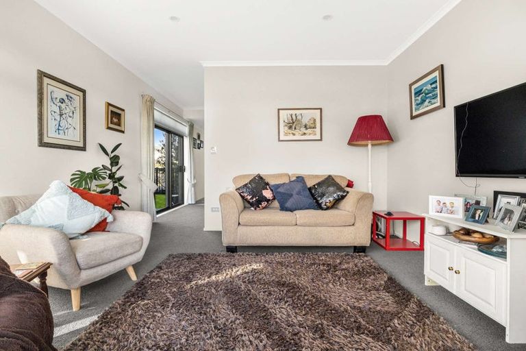 Photo of property in 13b Nellie Drive, Kumeu, 0810