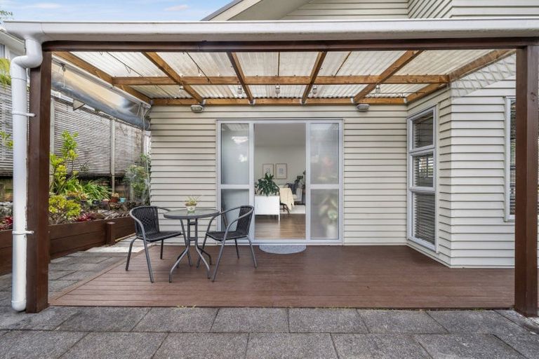 Photo of property in 42b Rodney Street, Howick, Auckland, 2014