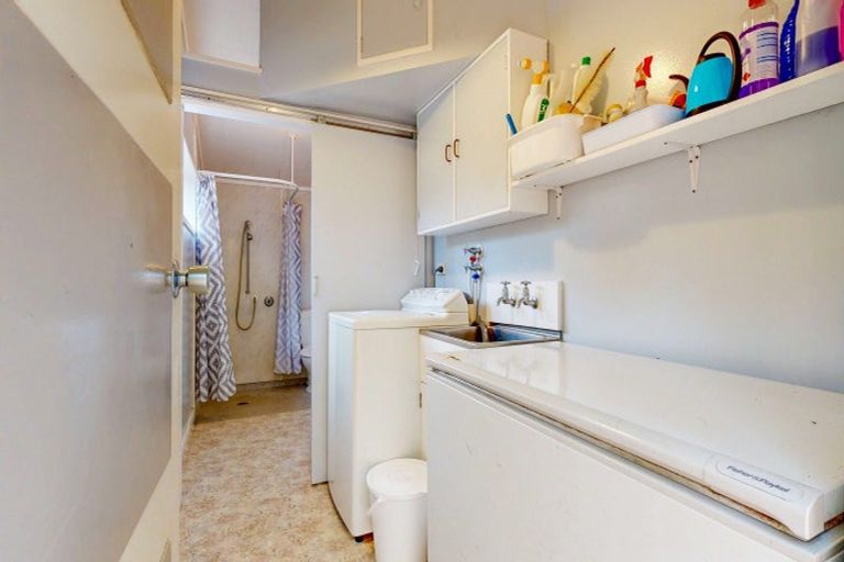 Photo of property in 15 Mangotahi Road, Thames, 3577