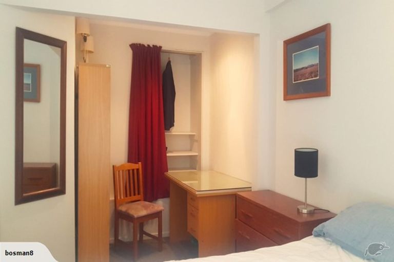 Photo of property in 53 Hankey Street, Mount Cook, Wellington, 6011