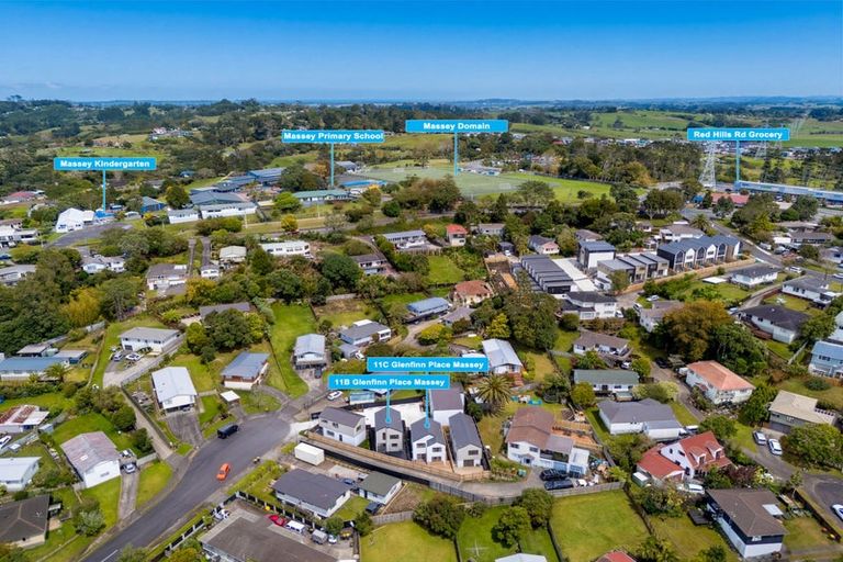 Photo of property in 11c Glenfinn Place, Massey, Auckland, 0614
