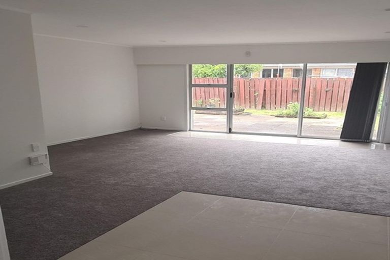 Photo of property in 2/81 Puhinui Road, Papatoetoe, Auckland, 2104