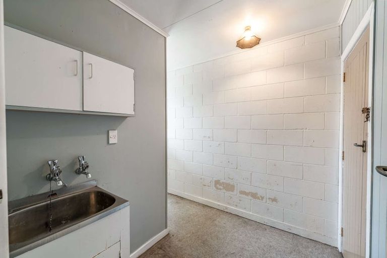 Photo of property in 8b Swan Street, Gore, 9710