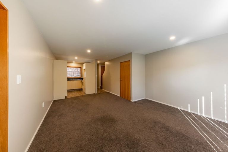 Photo of property in 2/14 Springfield Road, St Albans, Christchurch, 8014