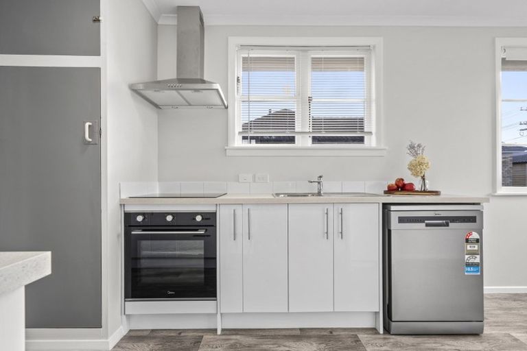 Photo of property in 40 Pine Avenue, Bader, Hamilton, 3206