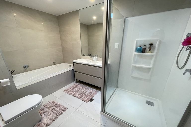 Photo of property in 19 Richard Petterd Way, Swanson, Auckland, 0614