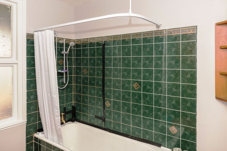 Photo of property in 132 Mcmurdo Street, Tinwald, Ashburton, 7700