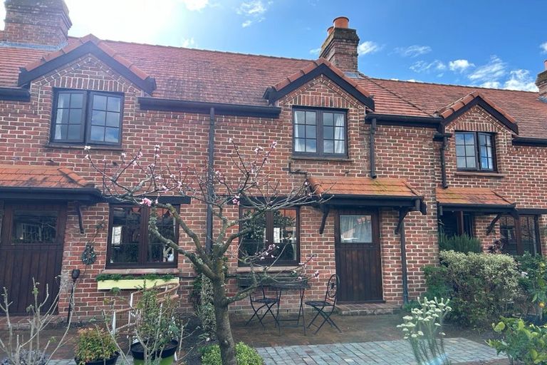 Photo of property in 5/6 Quiet Woman Way, Monaco, Nelson, 7011