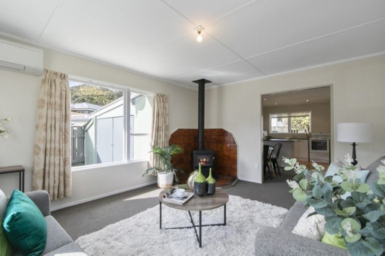 Photo of property in 20 Rakaia Grove, Wainuiomata, Lower Hutt, 5014