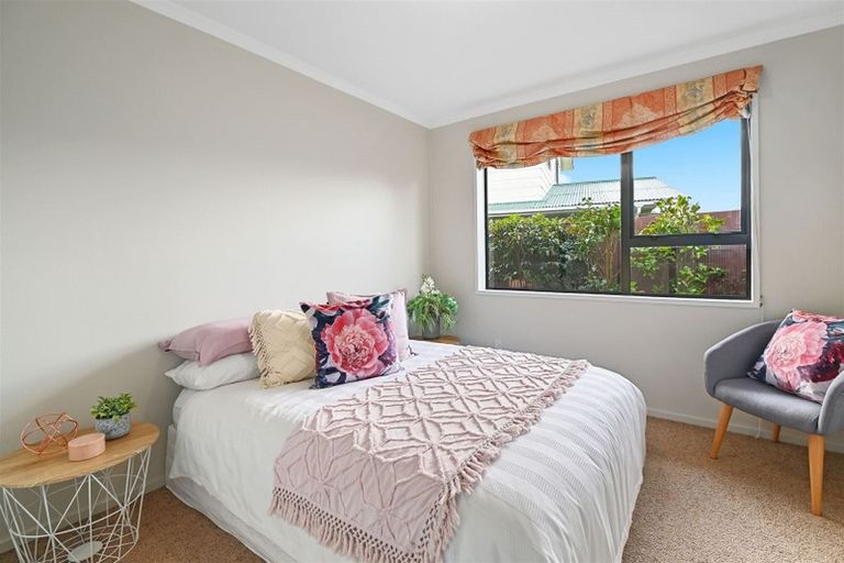 Photo of property in 2/32 Cotswold Avenue, Bishopdale, Christchurch, 8053