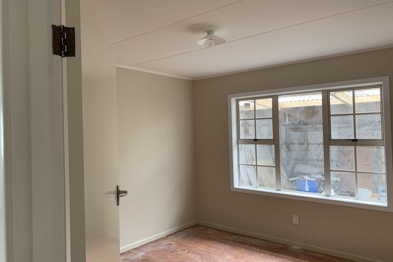 Photo of property in 26 West Coast Road, Te Kopuru, 0371