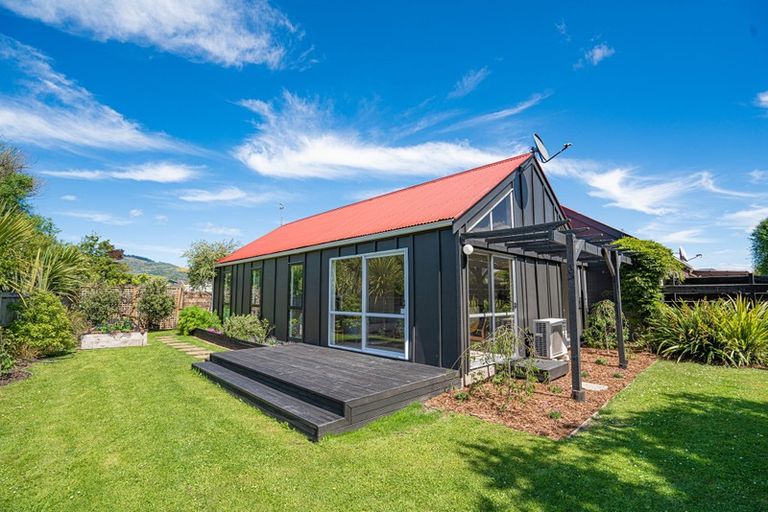 Photo of property in 2/5 Capri Lane, Hoon Hay, Christchurch, 8025