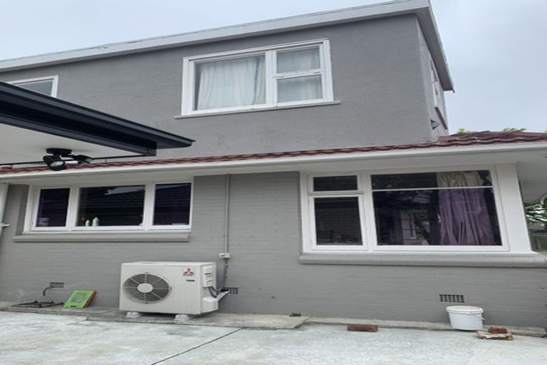 Photo of property in 18 Greenhurst Street, Sockburn, Christchurch, 8042