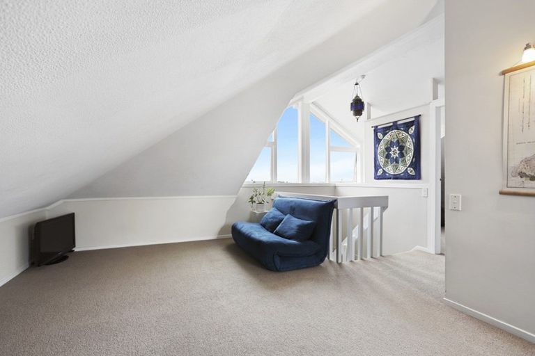 Photo of property in 116 Mokoia Road, Chatswood, Auckland, 0626