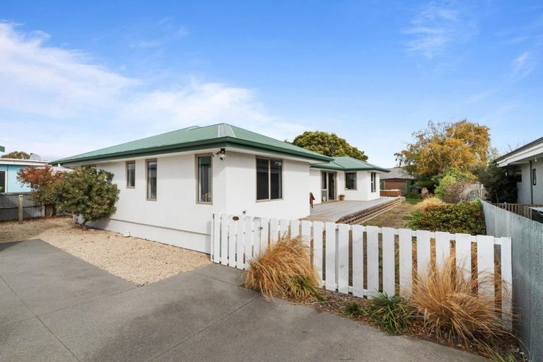 Photo of property in 17 Parnwell Street, Burwood, Christchurch, 8083
