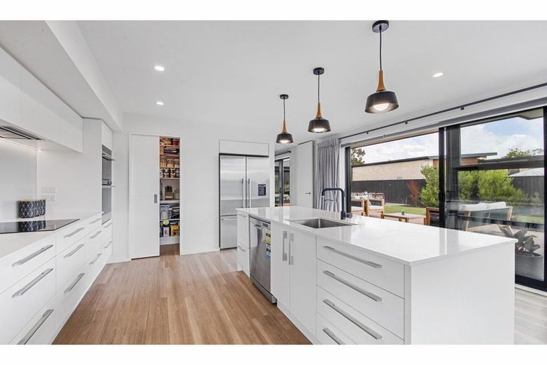 Photo of property in 21 Awa Place, Rangiora, 7400