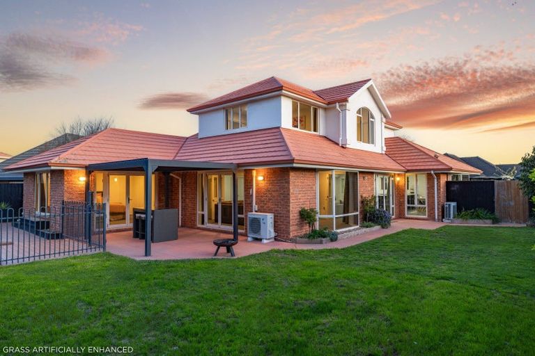 Photo of property in 39 Broadhaven Avenue, Parklands, Christchurch, 8083