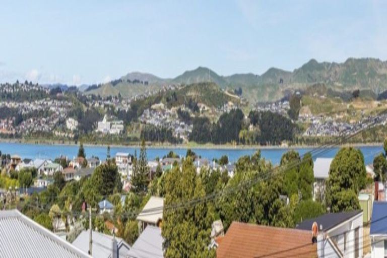 Photo of property in 18 Tuki Street, Titahi Bay, Porirua, 5022