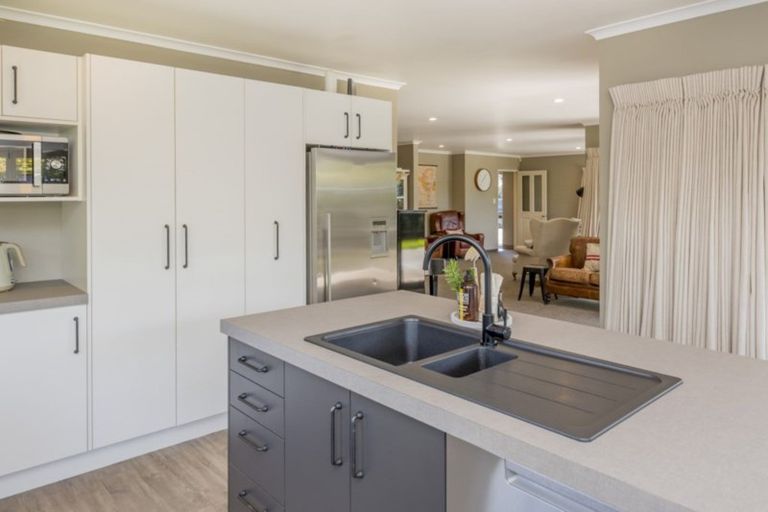 Photo of property in 8a Dee Street, Levin, 5510