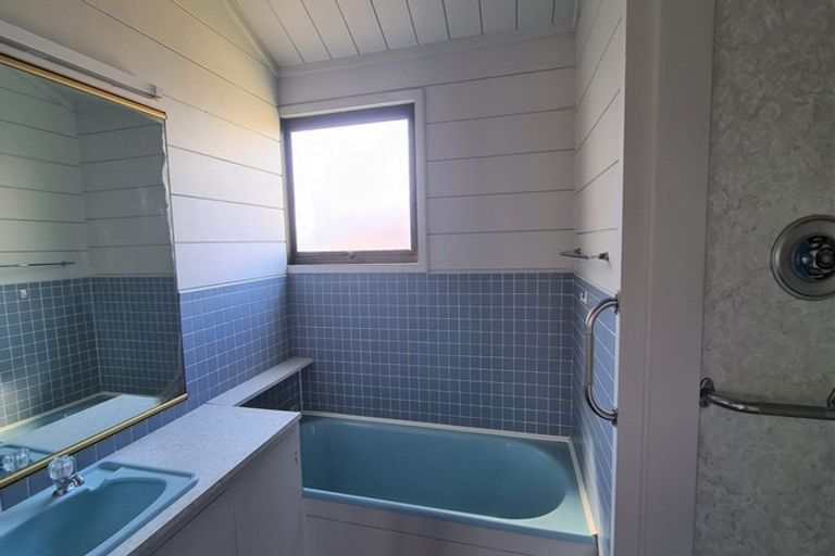 Photo of property in 49 Brennan Place, Opunake, 4616