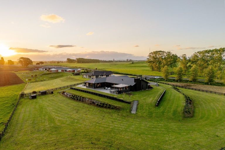 Photo of property in 336 Waverley Road, Gordonton, Hamilton, 3287