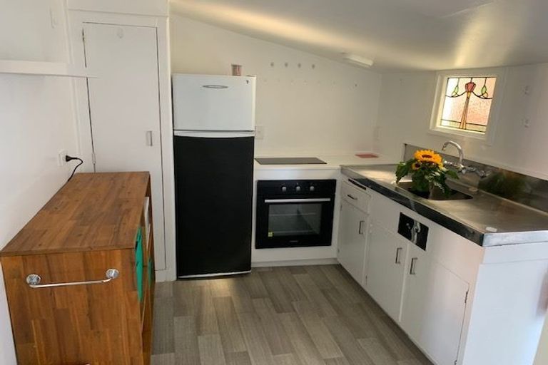 Photo of property in 18 Titan Street, North Dunedin, Dunedin, 9016