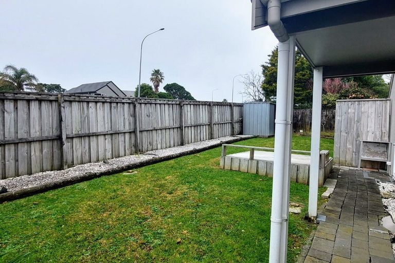 Photo of property in 2/163 Whitford Road, Somerville, Auckland, 2014