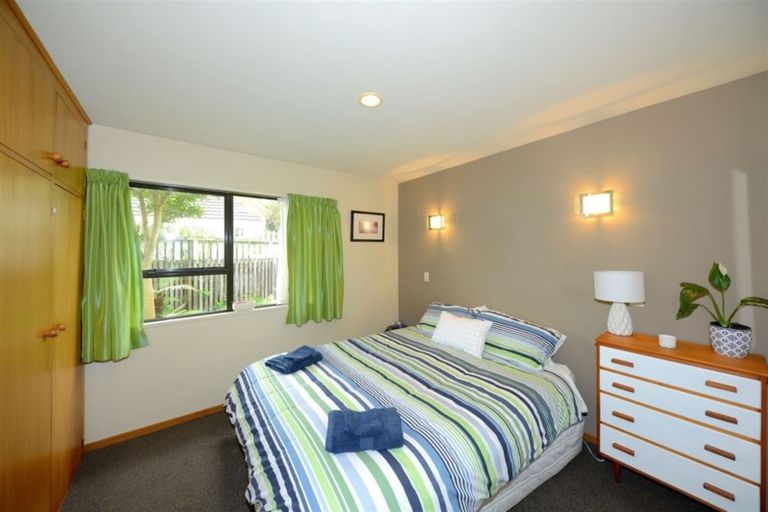 Photo of property in 27 Strathean Avenue, Avonhead, Christchurch, 8042