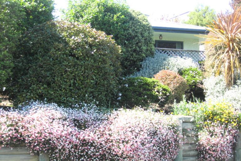 Photo of property in 32 Clovelly Street, Atawhai, Nelson, 7010