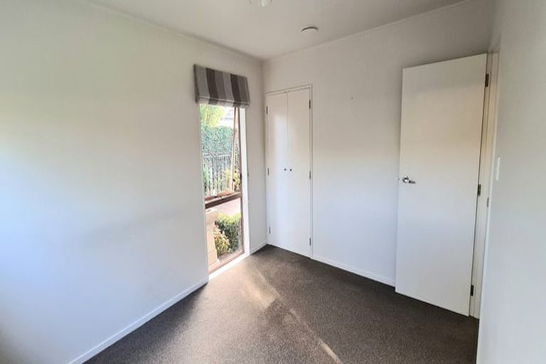 Photo of property in 25 Anderson Road, Taradale, Napier, 4112