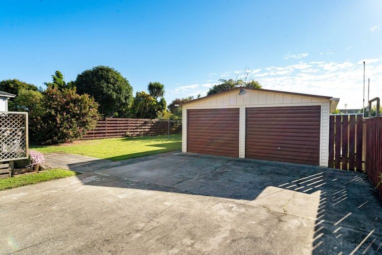 Photo of property in 84 Atkinson Avenue, Otaki Beach, Otaki, 5512