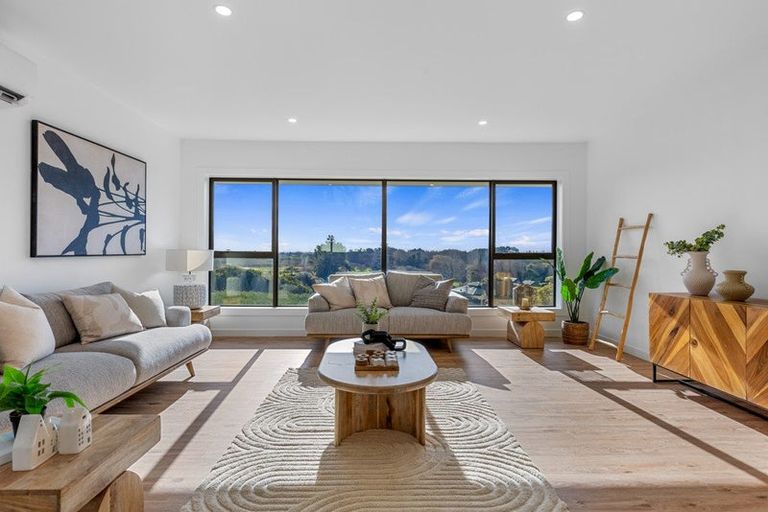 Photo of property in 8 Happy Home Road, Westmorland, Christchurch, 8025